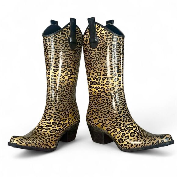 Corkys Leopard Print Winter Boots - Picture 2 of 9